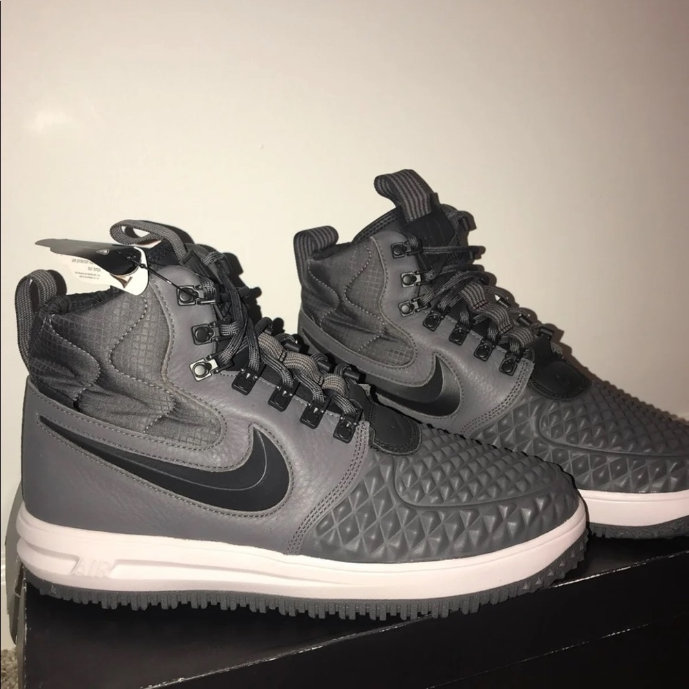 NWT Nike LF1 Duckboot